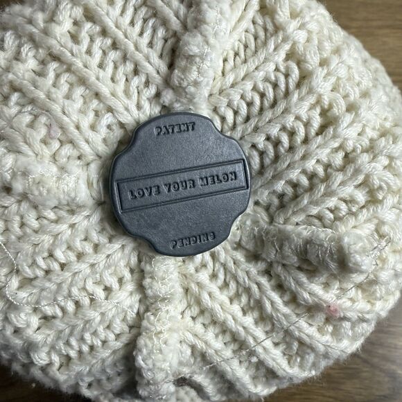 Love Your Melon Beanie Womens One Size Lot of 2 Knit Pom Green Off White Winter - Picture 8 of 12